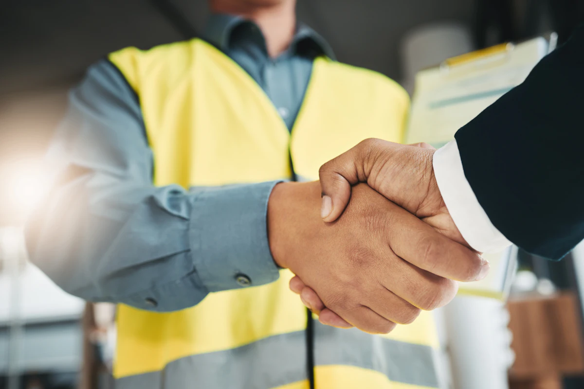Stellar Industries to Acquire Elliott Equipment, Expanding Lifting Solutions