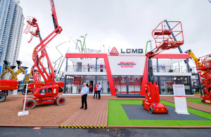 Lgmfg LGMG Debuts SS1932ER Micro Scissor Llift and H1256 Telehandler | For ...