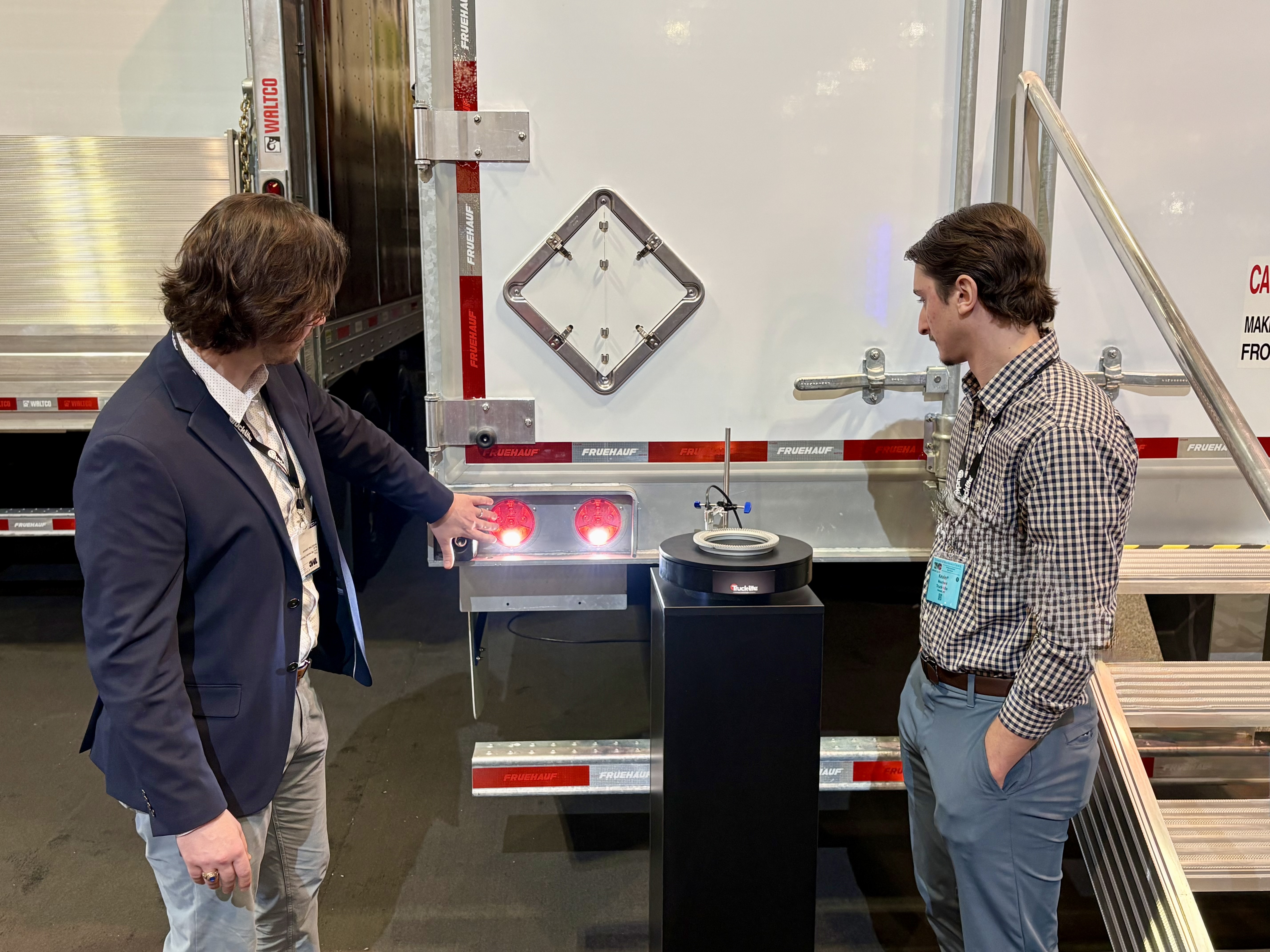 Truck-Lite Introduces Trailer Back Up Safety System for 2027 Builds