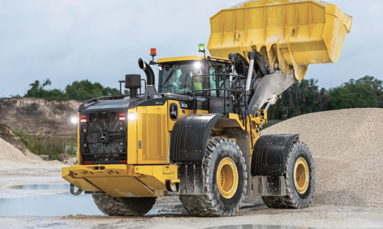 Deere X Tier