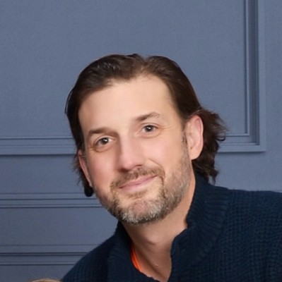 Linked In Headshot Bilski